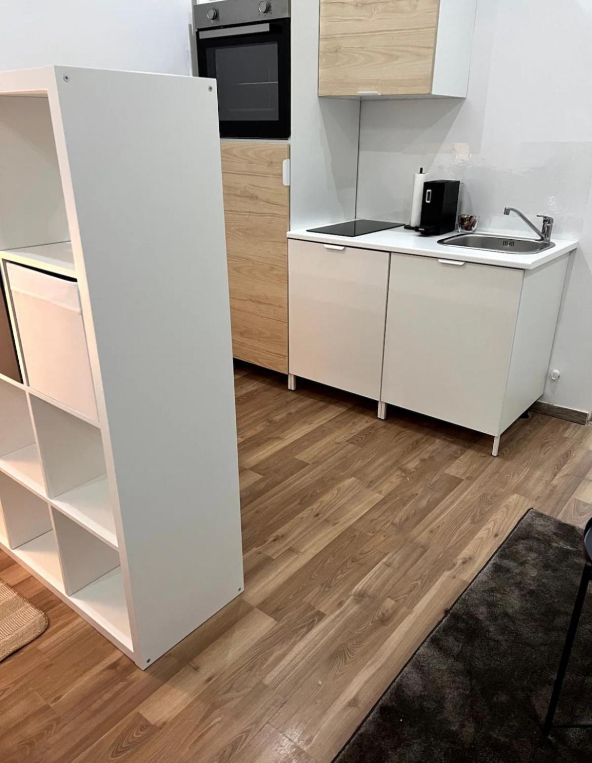Apartament In 9 Viena